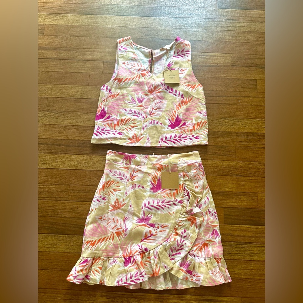 Two-piece tropical all natural fiber skirt and top. NWT
